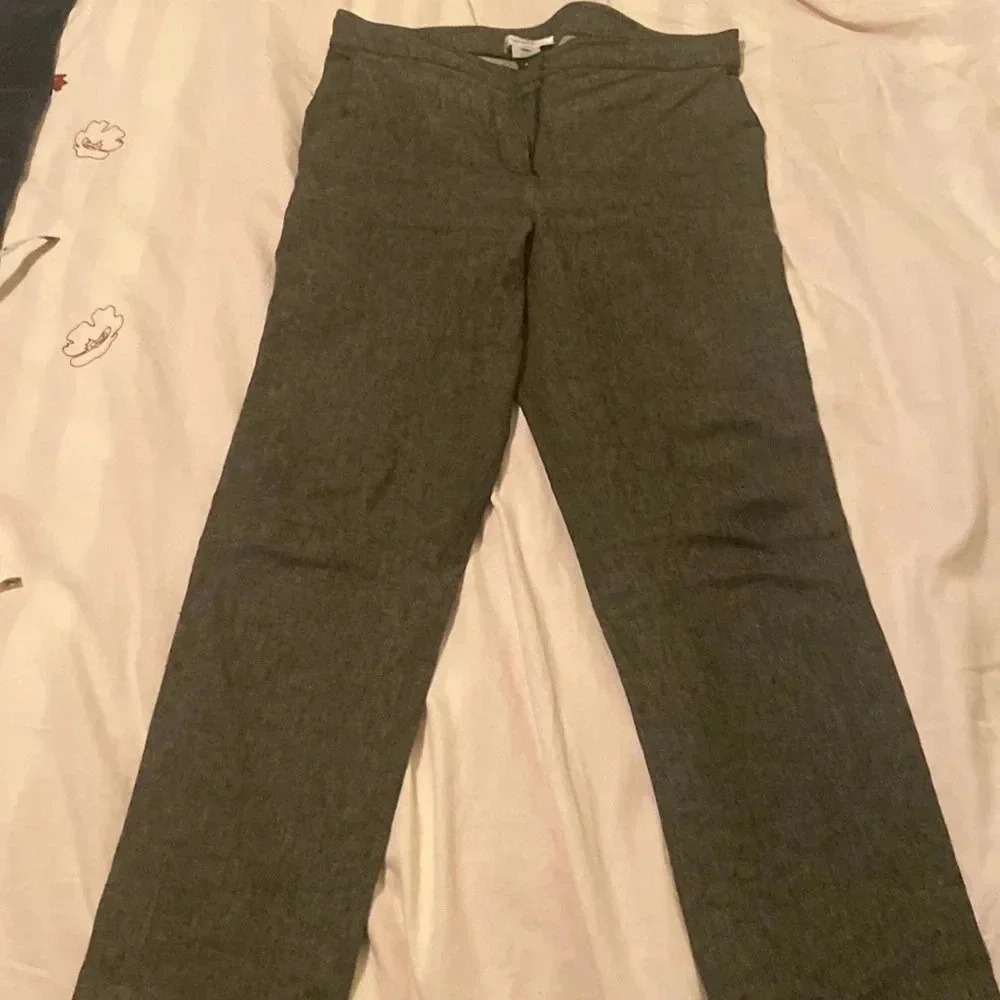 Oscar de la Renta linen and cotton blend gray pants, size 12.